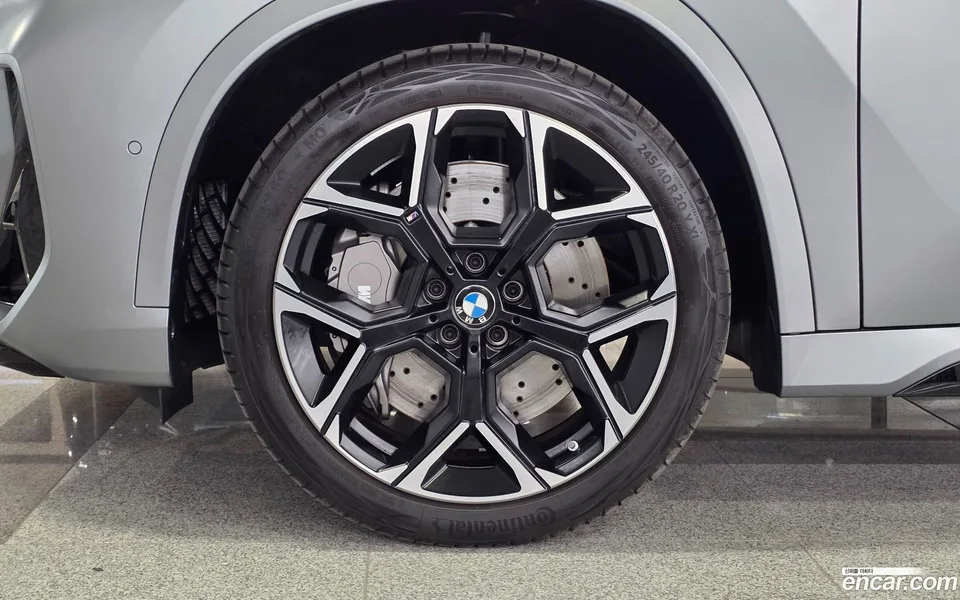 BMW X1 M35i xDrive 2024 — миниатюра 2