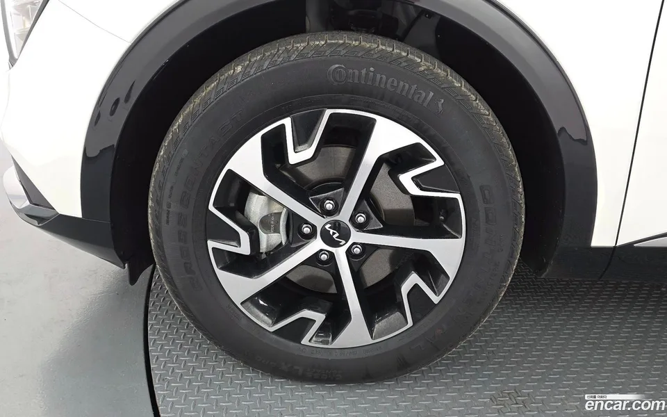 Kia Sportage Hybrid 2WD 2024 — миниатюра 2