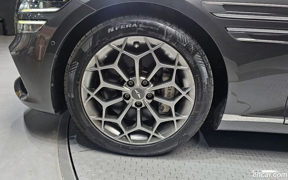 Genesis G80 2.5 AWD 2023 — миниатюра 5