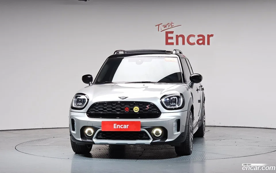 MINI Cooper S Countryman ALL4 2023 — thumbnail 3