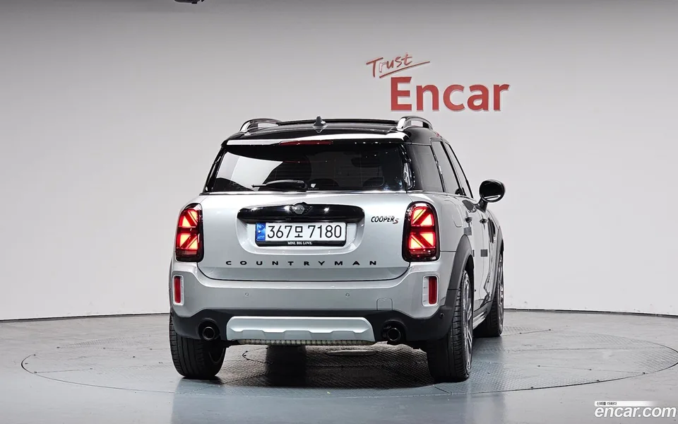 MINI Cooper S Countryman ALL4 2023 — thumbnail 4