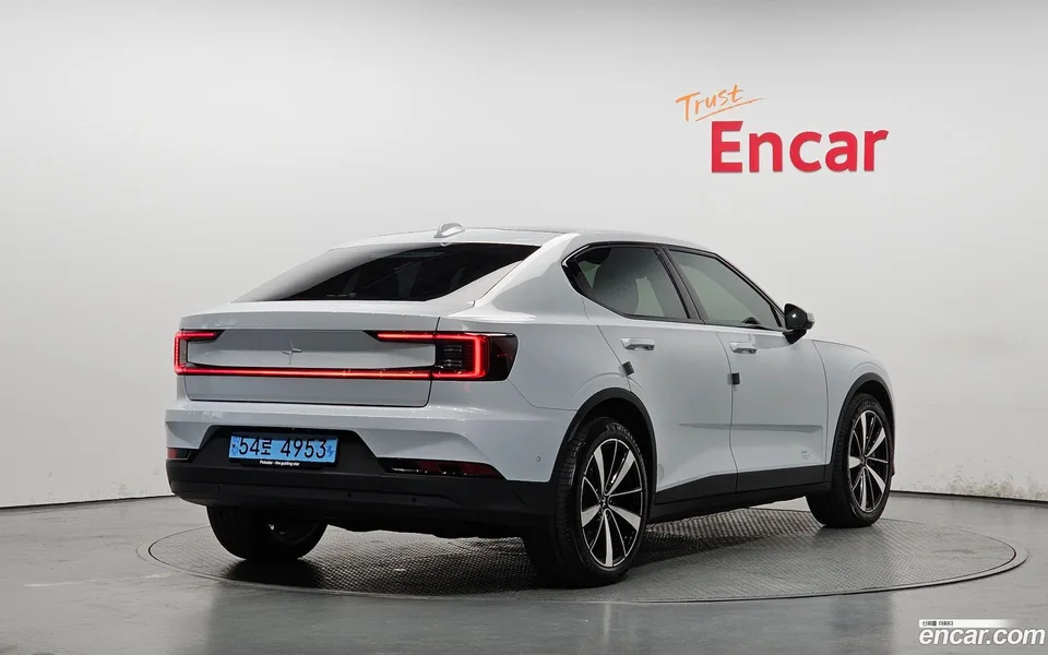 Polestar Polestar 2 2022 — миниатюра 2