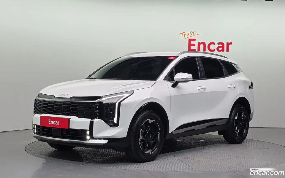 Kia Sportage 1.6 2WD 2025 — фото 1, купить с доставкой в Москву