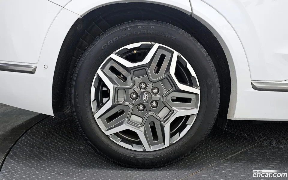 Hyundai SantaFe HEV 1.6 2WD 2023 — миниатюра 5
