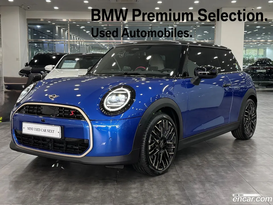 MINI Cooper S 2025 — фото 1, купить с доставкой в Москву