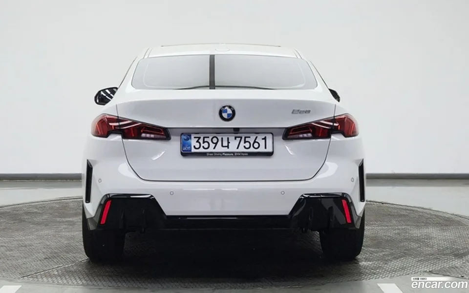 BMW 2 Series Gran Coupe 228 xDrive M 2025 — миниатюра 4
