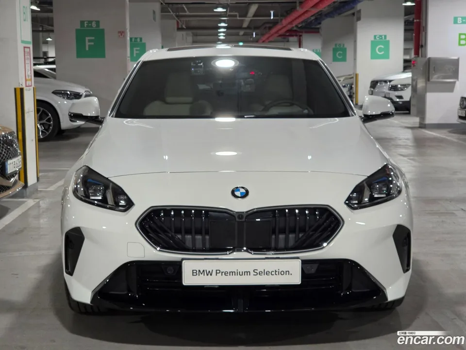 BMW 1 Series 120 M 2025 — миниатюра 3