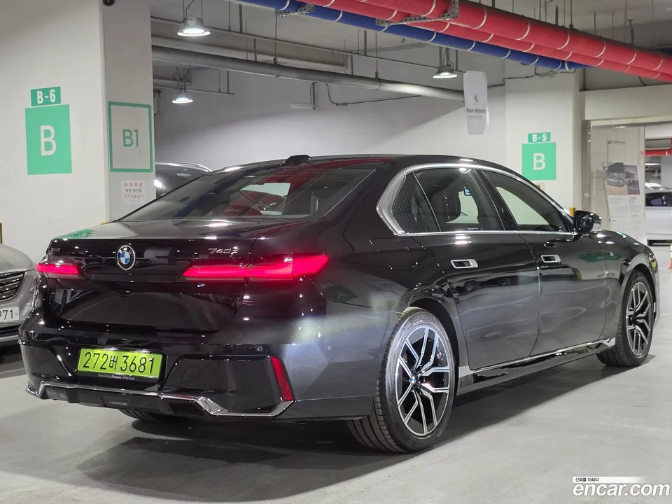 BMW 7 Series 740d xDrive M 2025 — миниатюра 2