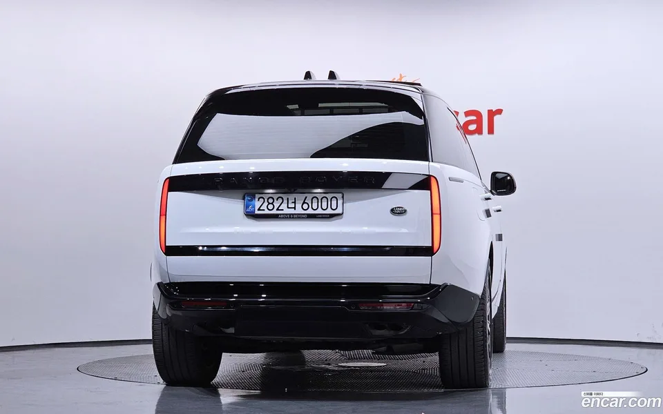 Land Rover Range Rover P530 AB LWB 2023 — миниатюра 4