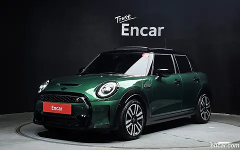 MINI Cooper S 2024 купить в Москве