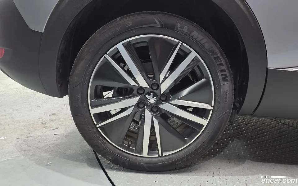 Peugeot 5008 1.2 Pure Tech GT 2024 — миниатюра 2