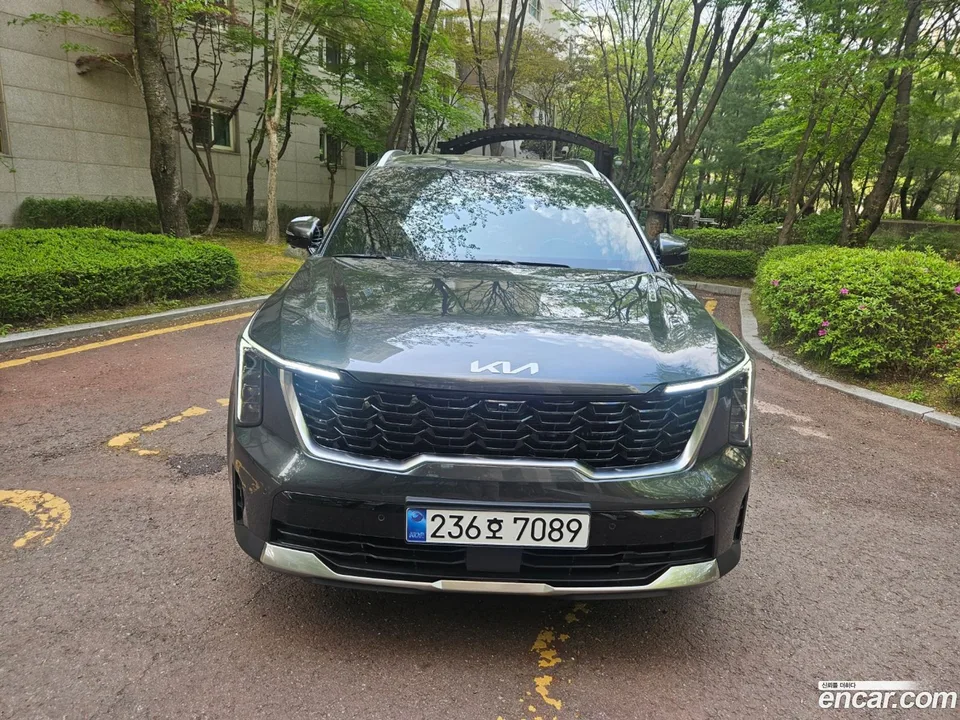 Kia Sorento HEV 1.6 2WD 2026 — фото 1, купить с доставкой в Москву