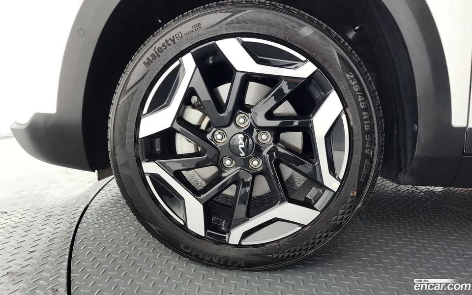 Kia Seltos 1.6 2WD 2023 — миниатюра 2