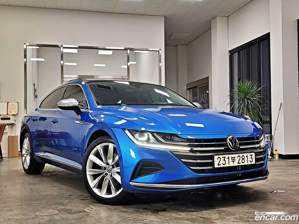 Volkswagen Arteon 2.0 TDI 2023 — фото 1, купить с доставкой в Москву