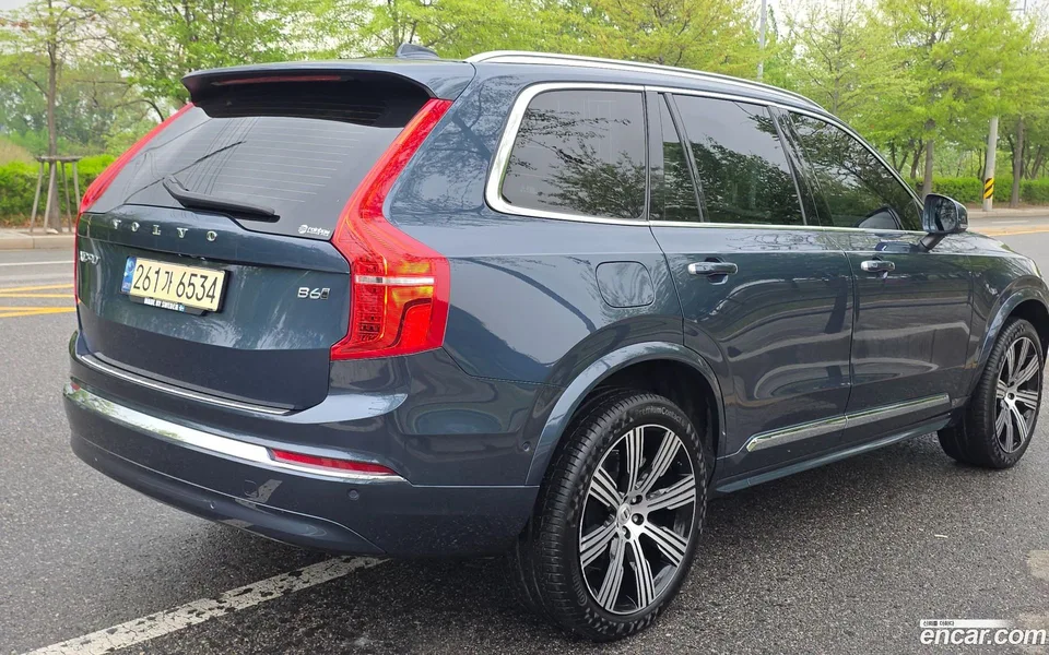 Volvo XC90 B6 2022 — миниатюра 2
