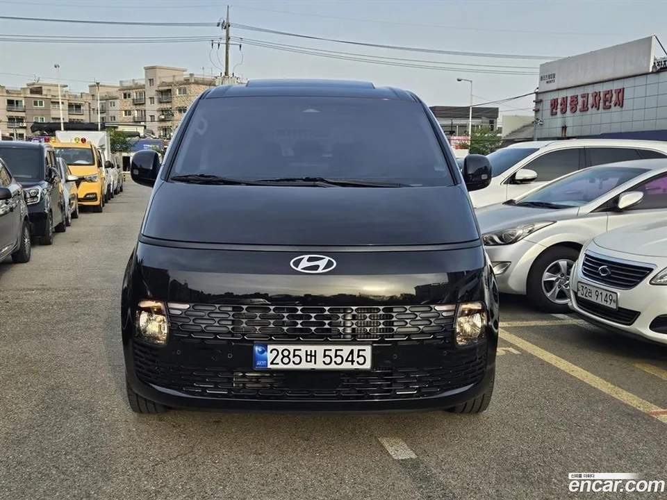 Hyundai Staria HEV 1.6 9 2025 — миниатюра 3