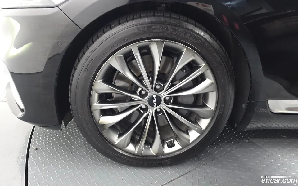 Kia K9 3.8 GDI AWD 2022 — миниатюра 2
