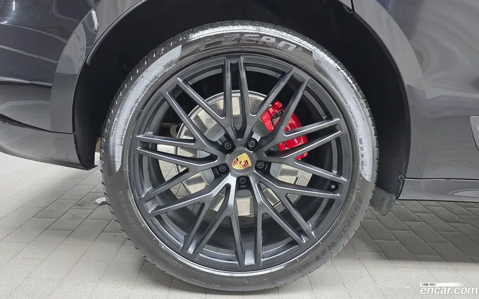 Porsche Macan 2.9 GTS 2024 — thumbnail 2