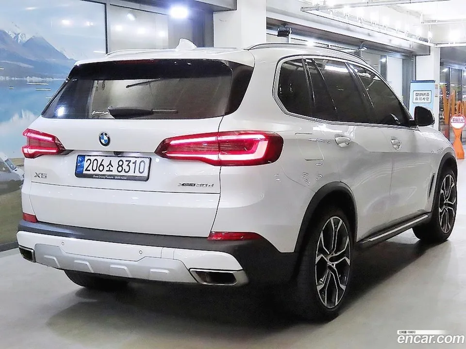BMW X5 xDrive 30d xLine 2022 — миниатюра 4