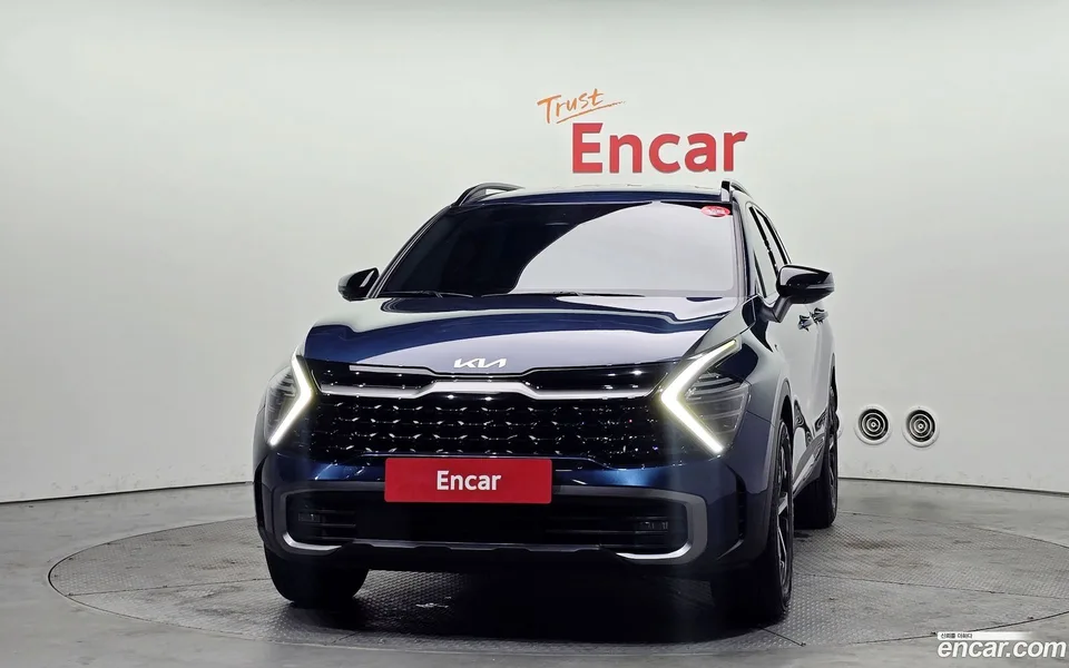 Kia Sportage Hybrid 2WD 2023 — миниатюра 3