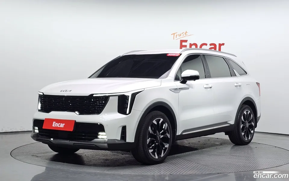 Kia Sorento 2.5T 2WD 2025 — фото 1, купить с доставкой в Москву