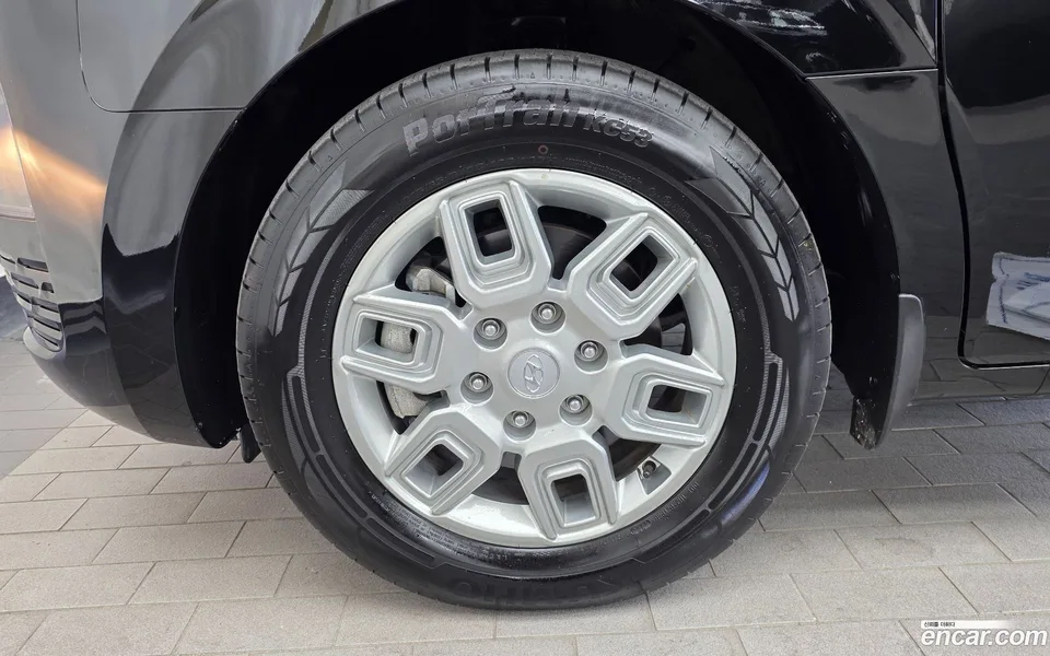 Hyundai Staria L3.5 3 2024 — миниатюра 5