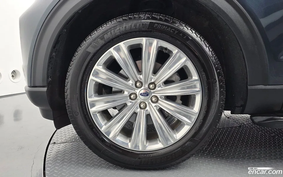 Ford Explorer 2.3 4WD 2023 — миниатюра 2