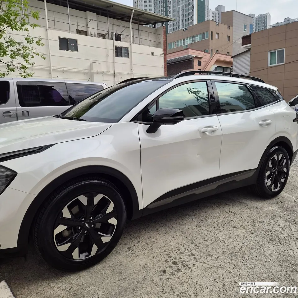 Kia Sportage 1.6 2WD 2022 — фото 1, купить с доставкой в Москву