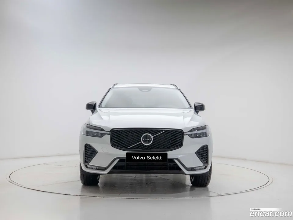 Volvo XC60 B5 2025 — миниатюра 3