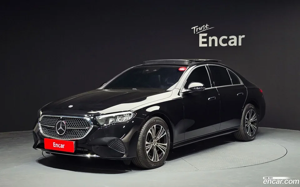 Mercedes-Benz E-Class E200 2025 — фото 1, купить с доставкой в Москву