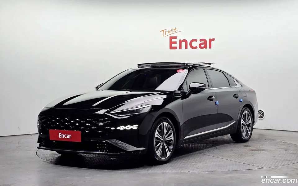 Kia K8 Hybrid 2023 — фото 1, купить с доставкой в Москву