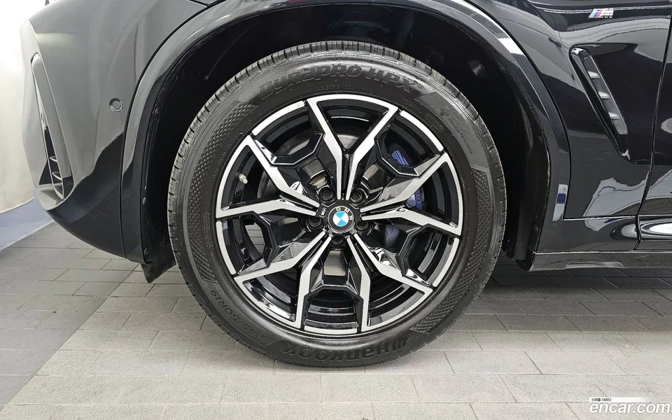 BMW X3 xDrive 20i M 2023 — миниатюра 2