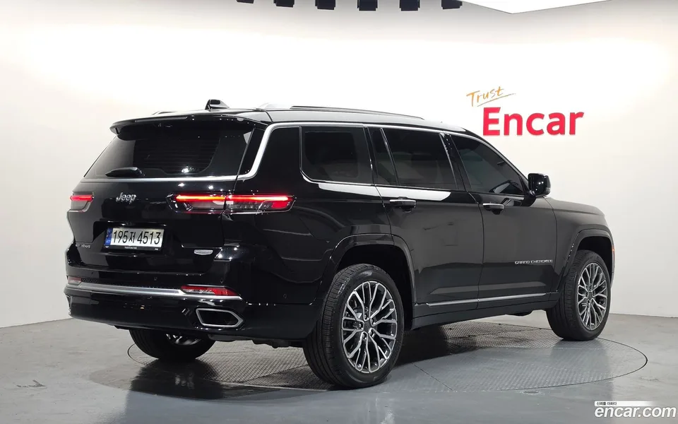 Jeep Grand Cherokee L 3.6 2023 — миниатюра 2