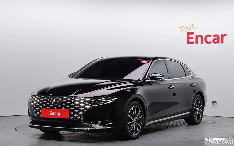 Hyundai Grandeur IG 2.5 2022 — фото 1, купить с доставкой в Москву