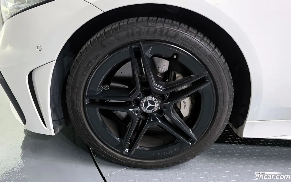 Mercedes-Benz CLS-Class CLS300d 4MATIC 2022 — миниатюра 2