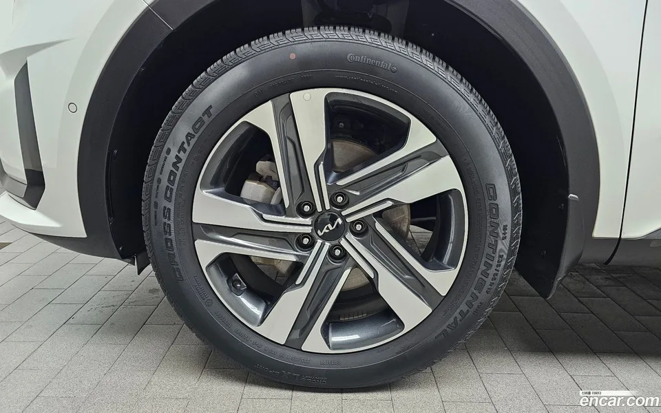 Kia Sorento HEV 1.6 2WD 2023 — миниатюра 5