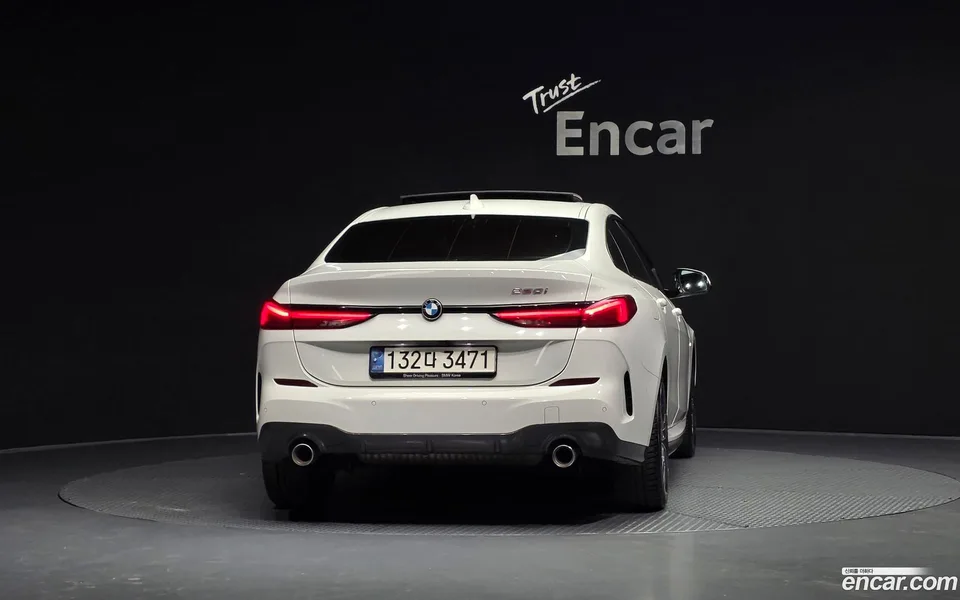 BMW 2 Series Gran Coupe 220i M 2022 — миниатюра 4