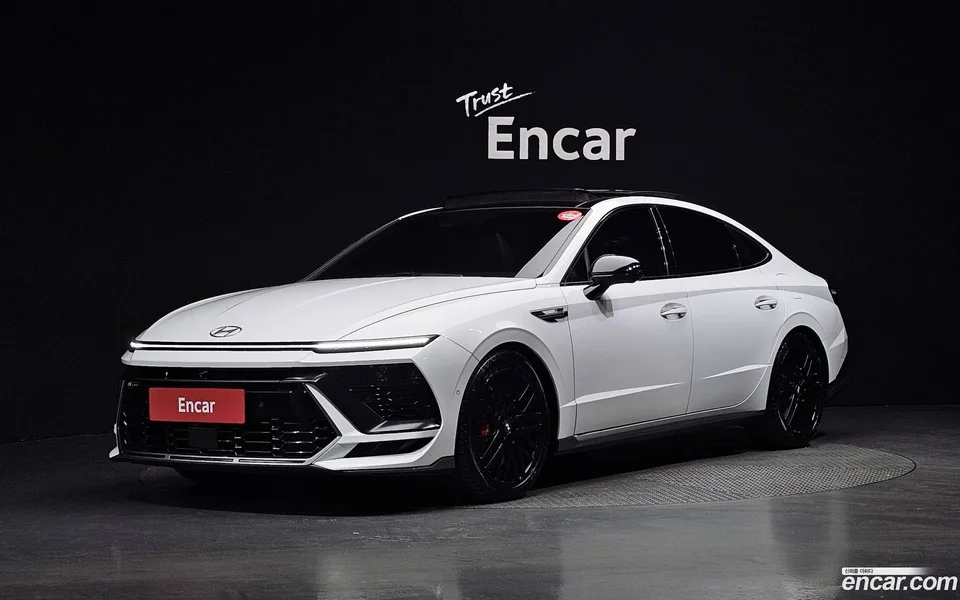 Hyundai Sonata The Edge 2.5 2023 — photo 1, buy with delivery to Moscow