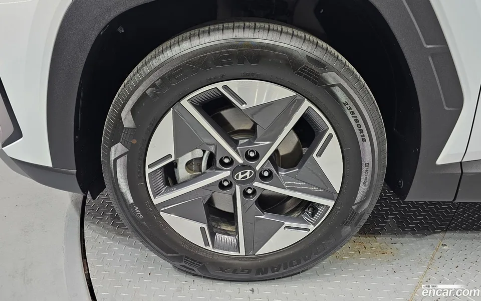 Hyundai Tucson NX4 1.6 2WD 2024 — миниатюра 2