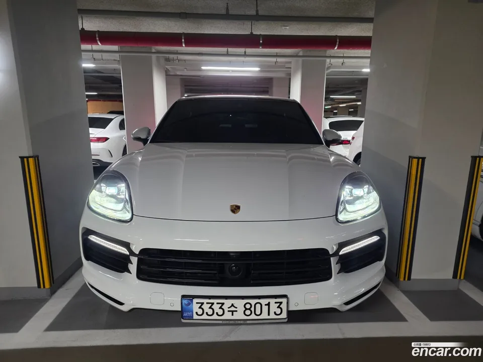 Porsche Cayenne 3.0 2022 — фото 1, купить с доставкой в Москву