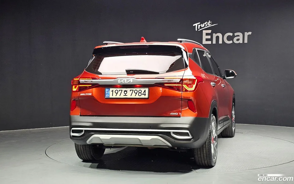 Kia Seltos 1.6 4WD 2022 — миниатюра 4