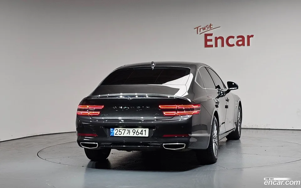 Genesis G80 2.5 2WD 2023 — миниатюра 4