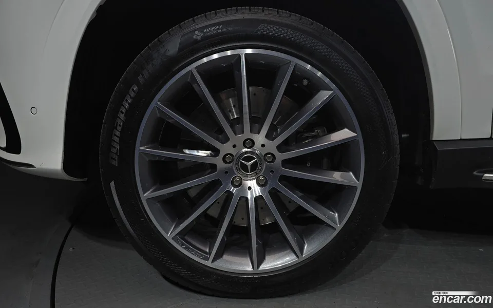 Mercedes-Benz GLE-Class GLE450 4MATIC 2024 — миниатюра 2