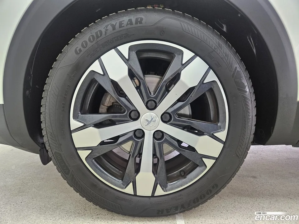 Peugeot 5008 1.2 Pure Tech GT 2022 — миниатюра 2