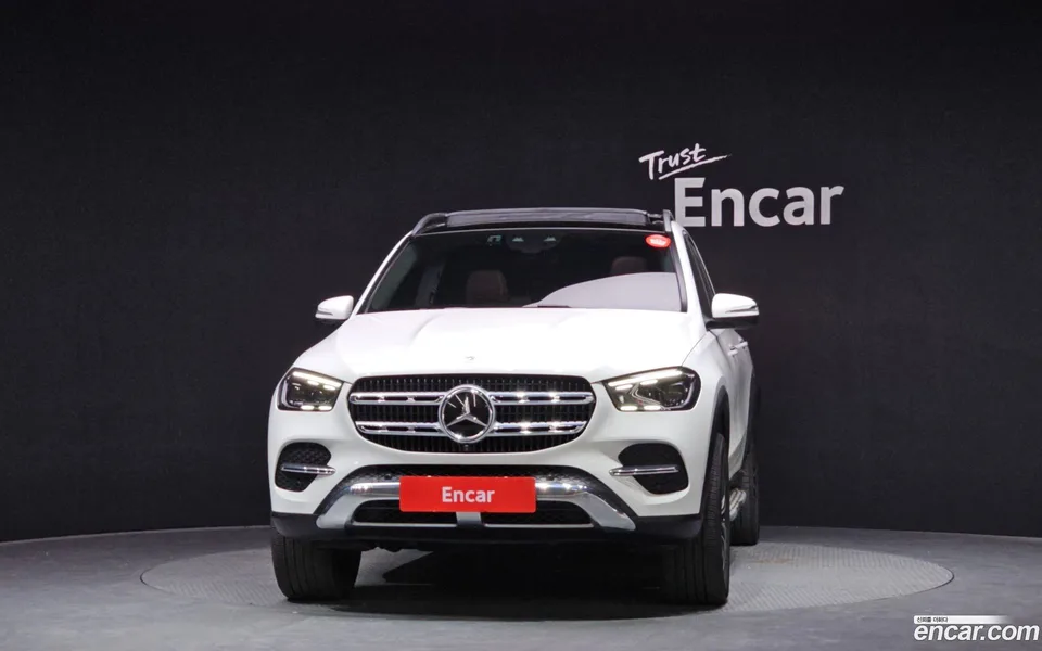Mercedes-Benz GLE-Class GLE300d 4MATIC 2023 — миниатюра 3