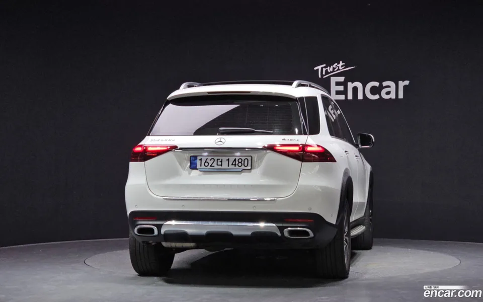 Mercedes-Benz GLE-Class GLE300d 4MATIC 2023 — миниатюра 4