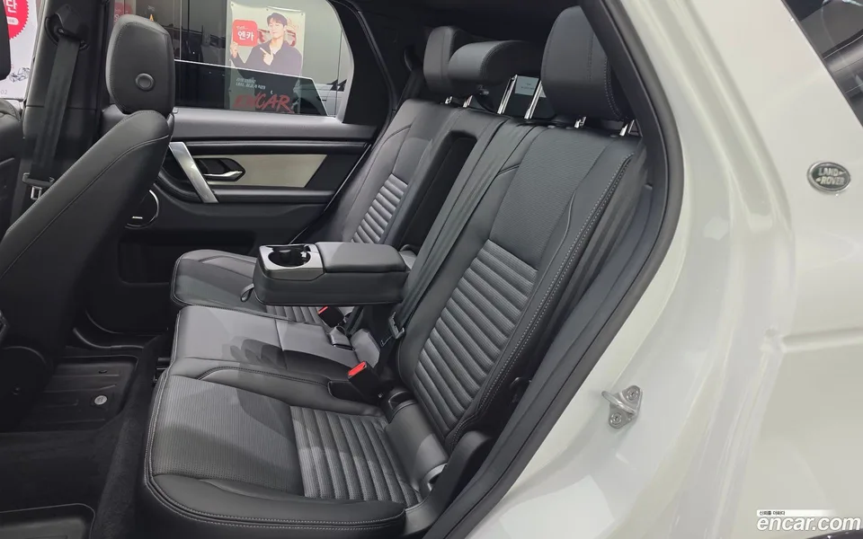 Land Rover Discovery Sport P250 SE 2025 — миниатюра 5