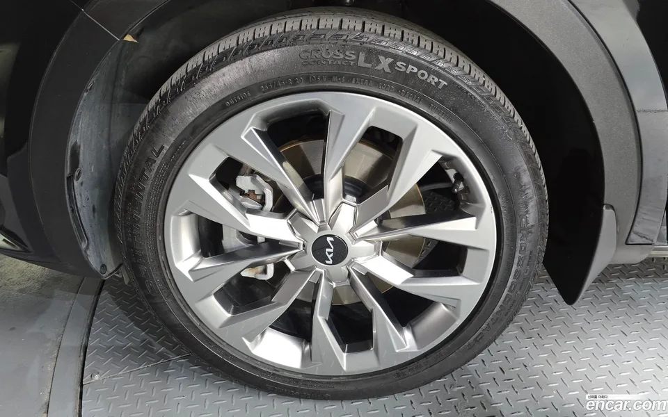 Kia Sorento 2.5T 2WD 2022 — миниатюра 2