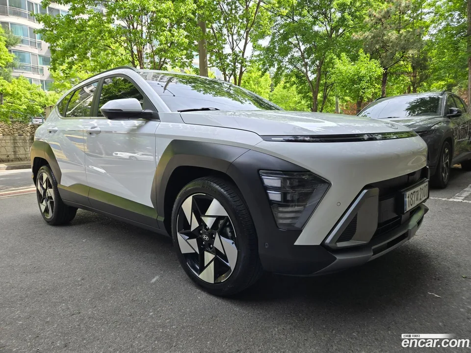Hyundai Kona 1.6 2WD 2023 — миниатюра 3