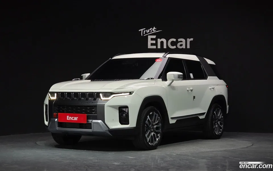 KG Mobility Torres 1.5 2WD 2023 — фото 1, купить с доставкой в Москву